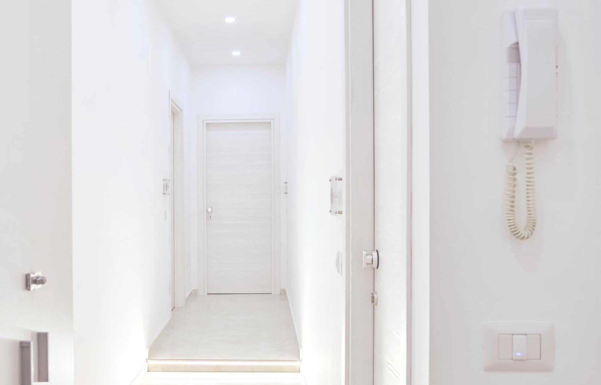 Lumina Naples