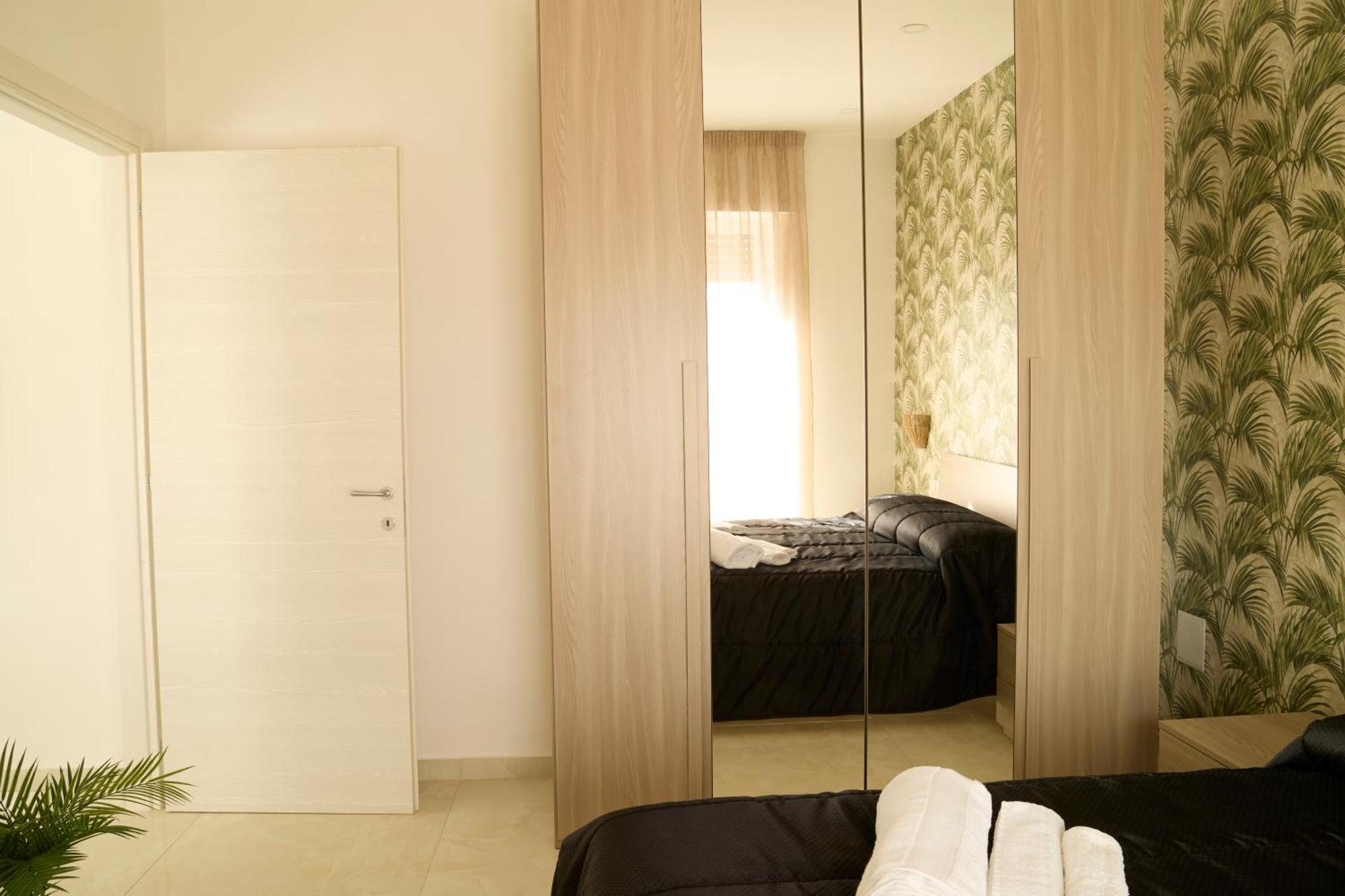 Lumina Naples